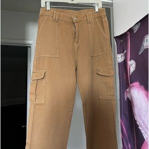 Cargos ; Never worn